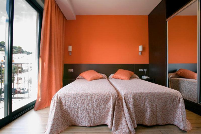 Hotel Loar Ferreries Quarto foto