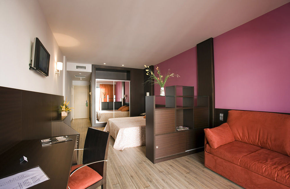 Hotel Loar Ferreries Exterior foto
